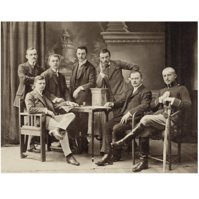 Fekete László aradi iskolatársaival 1906.